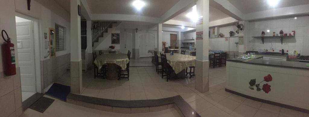 Pousada Vitoria Bed and Breakfast Ubatuba Buitenkant foto